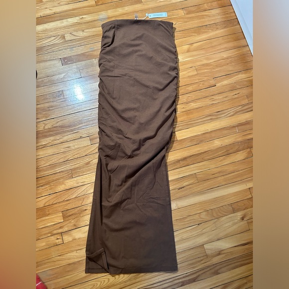 Heavy Manners - Tulip Skirt - M - Picture 2 of 3